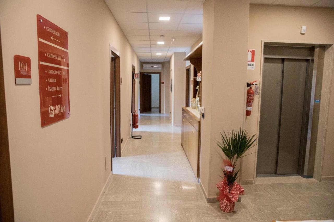 Divino Bistrot E Relais Hotel Lenola Kültér fotó